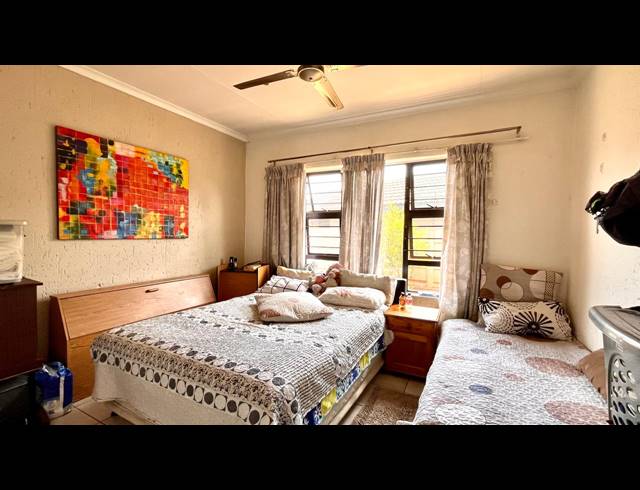 4 BEDROOM HOUSE FOR SALE IN DALPARK EXT 1